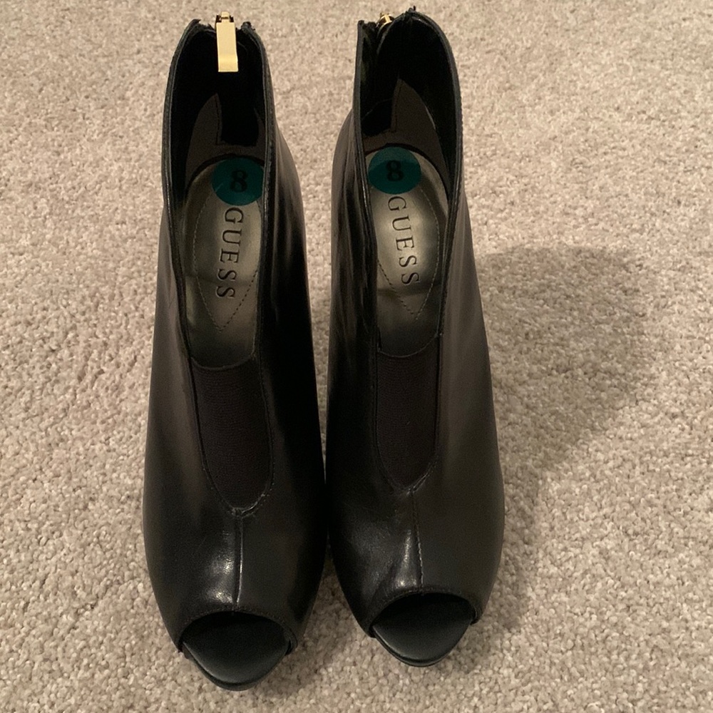 Open toed ankle boots size 8